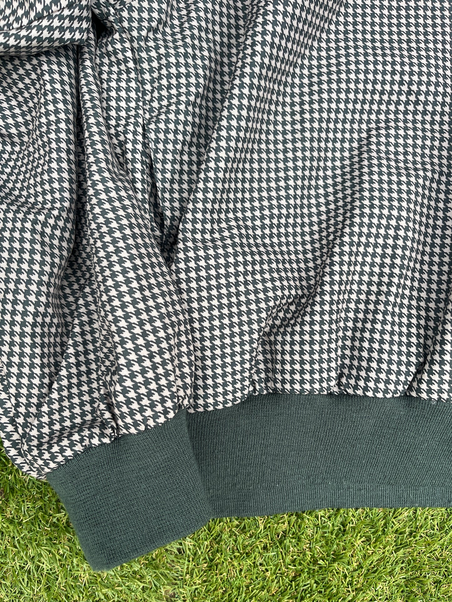 Vintage Pebble Beach pullover